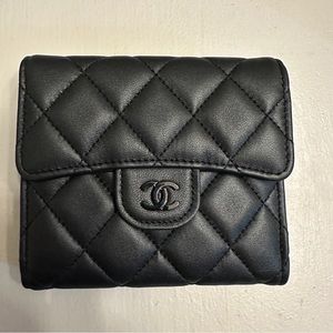 Chanel classic small flap wallet -black